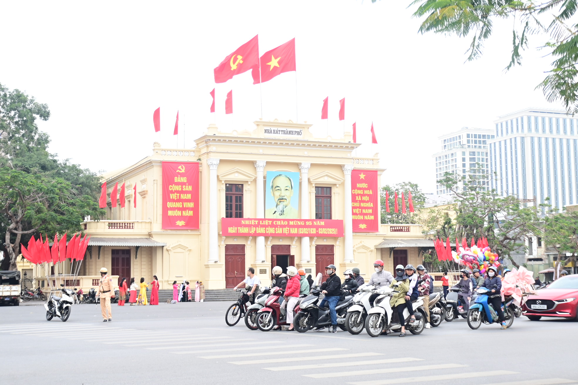 Thông báo phân luồng giao thông phục vụ thi công Dự án đầu tư xây dựng nút giao thông giữa đường Bùi Viện và đường Lê Hồng Phong